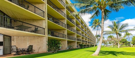Step Off the Lanai on to the Magnificent Grounds
