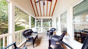 Screened-In Porch