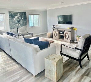 Second floor open floor plan