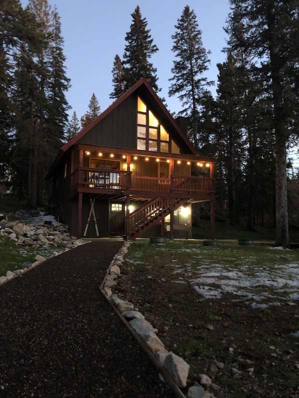 Front view of cabin with new walkway.