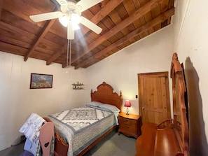 Primary Bedroom - Primary Bedroom with 1 Queen located on main level