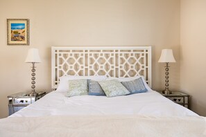 King bed in Detached Casita.