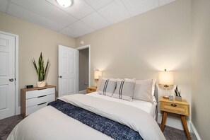 ★ Comfort ★ The Second bedroom has your ultimate comfort in mind. double size bed, hotel quality linen