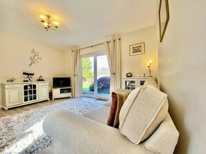 Living room | The Little Furze, Pewsey