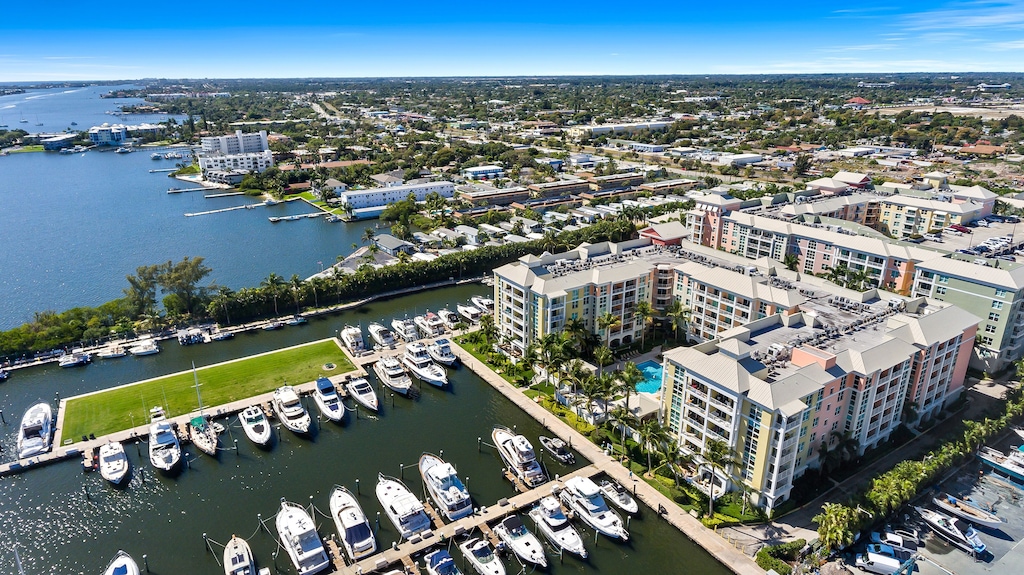 The Moorings In Lantana