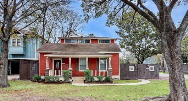 Historic bungalow in an ideal location! First floor unit with charming porch.