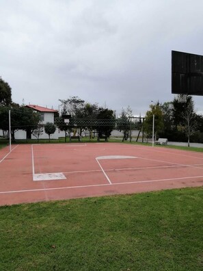 Sportplatz