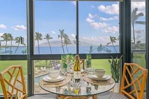 Kihei Surfside 306 lanai with ocean view2