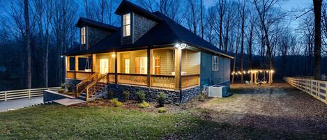 Welcome to our modern farmhouse cabin nestled in the heart of Kingston Springs, TN. A serene escape awaits!