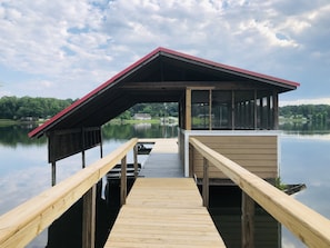 Dockhouse ready for an afternoon picnic or morning coffee