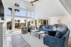 10 Ketch | Great Room - 10 Ketch | Great Room