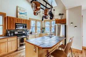 Chef's Kitchen | Stainless Steel Appliances