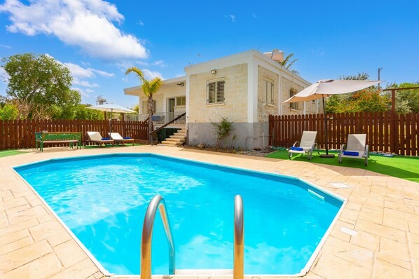 Beautiful villa with private pool and terrace
