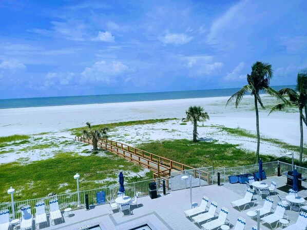 Post-Hurricane Ian!

Pool, Gulf, new BBQs

*This is not the view from our condo.