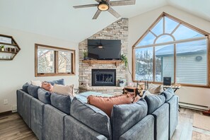 Bright, sunny living room