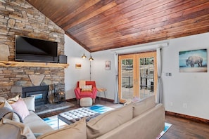 Living Room Area, Smart TV, fireplace