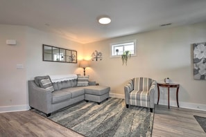 Living Room | Keyless Entry