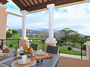 Meubles, Chaise, Domicile, Zone Résidentielle, Mobilier De Jardin, Porche, Ombre, Balcon, Recours, Structure En Plein Air