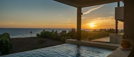 Ocean and Sunset from your private margarita pool 