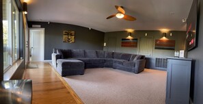 The interior space is about 900 sq ft.