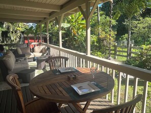 Outdoor dining