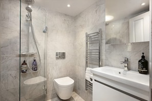 Main shower room