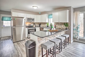 Fully Equipped Kitchen | Stainless Steel Appliances | Basic Cooking Essentials