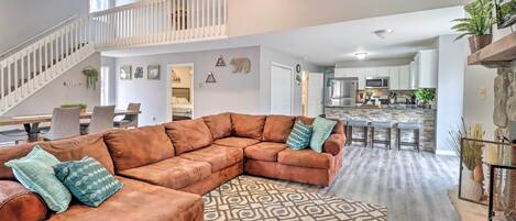 Albrightsville Vacation Rental | 3BR | 2BA | Step-Free Access | 1,764 Sq Ft