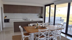 Kitchen and dining area.