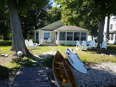 Grandview Beach Beauty just steps away from Mullett Lake.