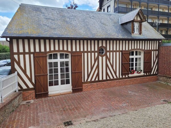 Extérieur