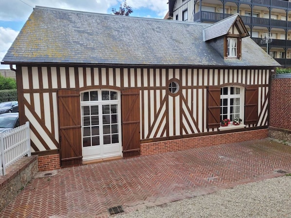 Extérieur