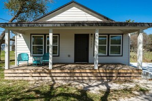 front covered porch