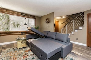 #StayInMyDistrict Eclectic Boise Townhouse