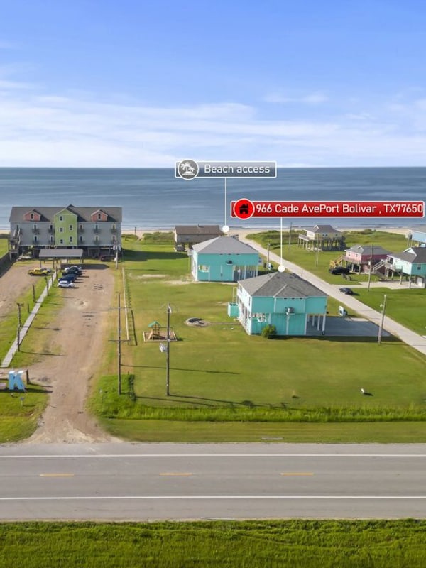 Location on map. Less than a 1 min walk to the beach!
