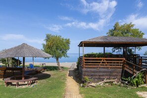 Relaxing area beach front