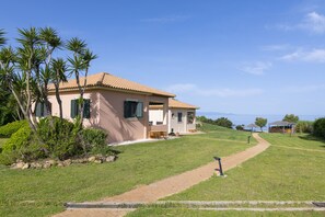Analipsi Villas Beach Front complex