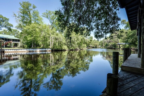 The Beautiful Black Creek!