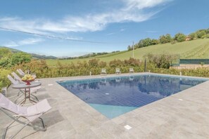 Holiday Home Swimming Pool