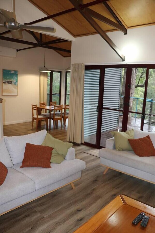 Spacious 2 bedroom serviced villa. Fresh, coordinated Interior by professional designer for the discerning quests. 