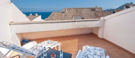 Duplex penthouse in the centre of Altea with partial sea views.