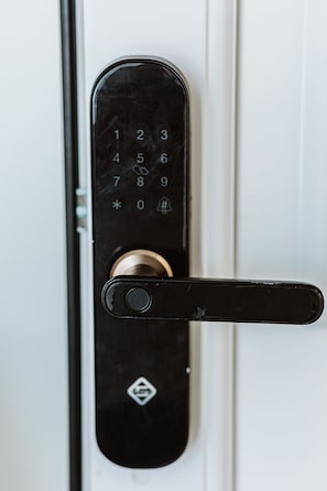 Smart door lock