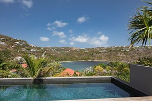Pool & Terrace