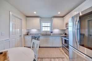 6. Sundown Kitchen