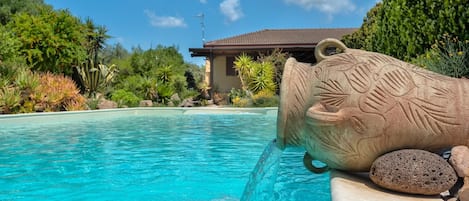ClickSardegna villa Soraya a 2,5 km dalla spiaggia con piscina ad uso esclusivo