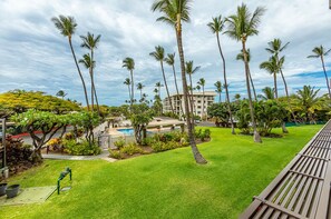 Lovely view of Kihei Akahi from D114 Lanai
