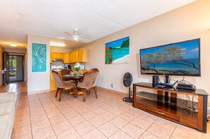 Well furnished living room
