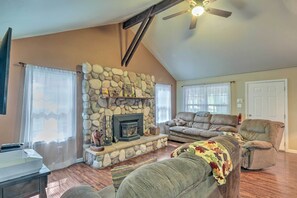 Living Room | Wood-Burning Stove