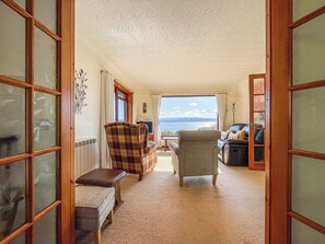 Living room | Chanonry View Holiday Cottage, Fortrose