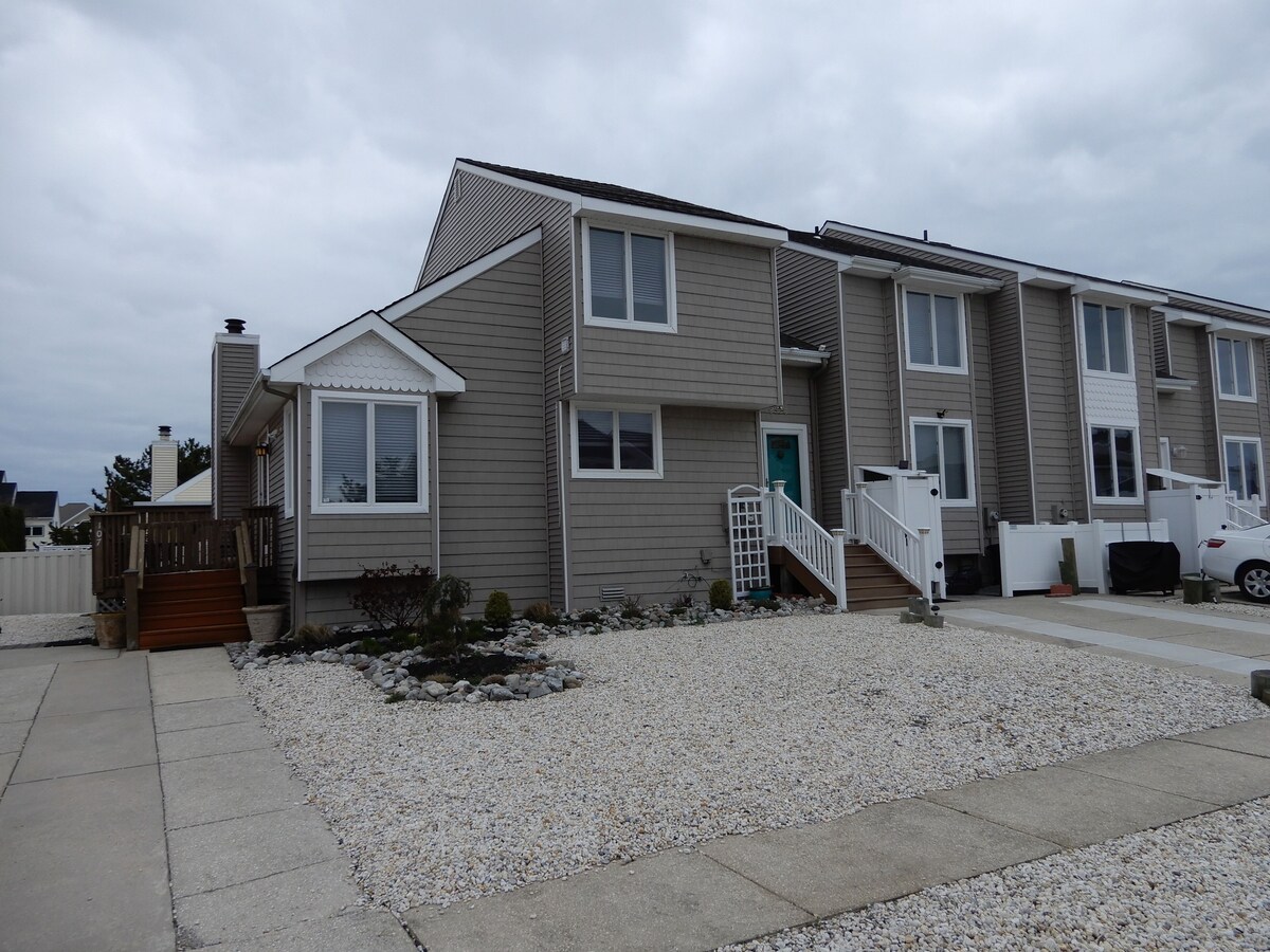 PET FRIENDLY HERE! PEACE & QUIET IN DIAMOND BEACH! BOOK 2024 WEEKS TODAY!